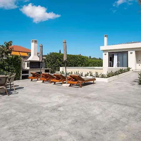 Villa Solace, A Serene Retreat With Private Pool Koukounaria