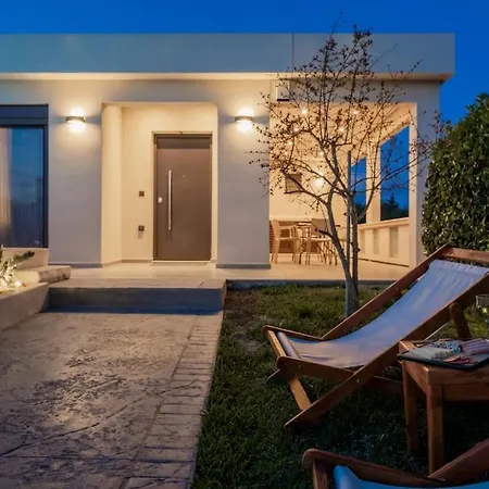 Solace, A Serene Retreat With Private Pool